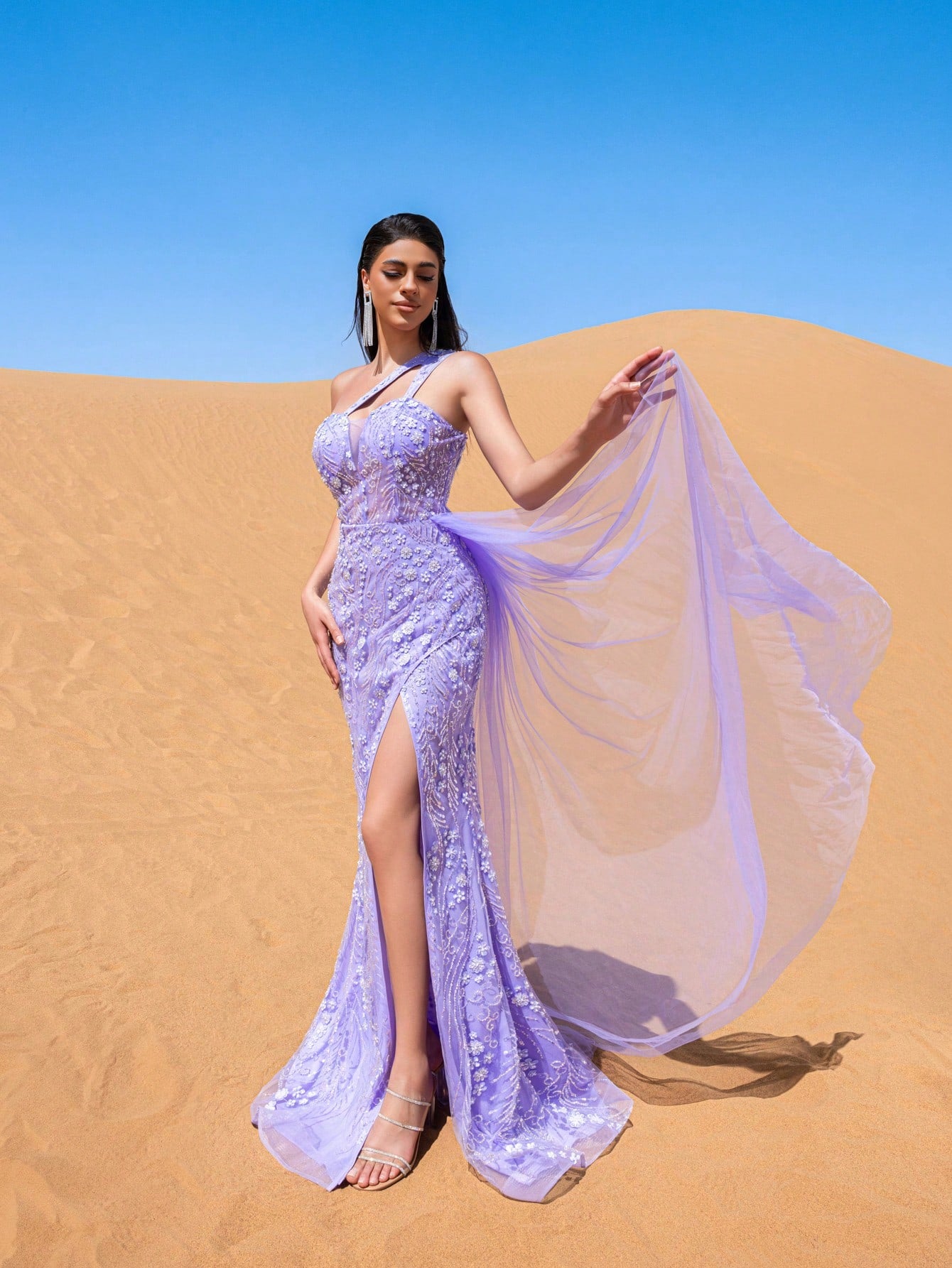 Gorgeous Asymmetric Neckline Floral Sequins Beaded Formal Dresses & Evening Gowns