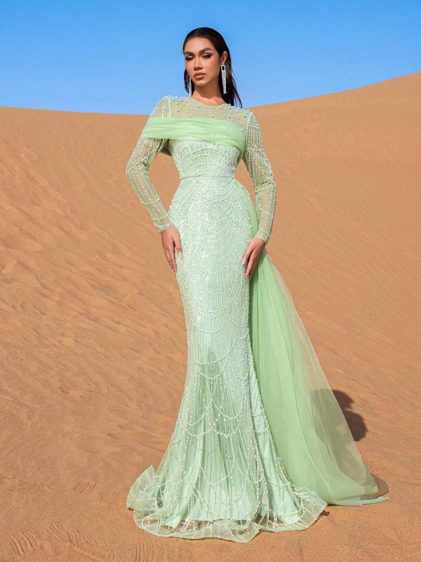 Luxury Tulle Overlay Mermaid Hem Beaded Detail Formal Evening Dress