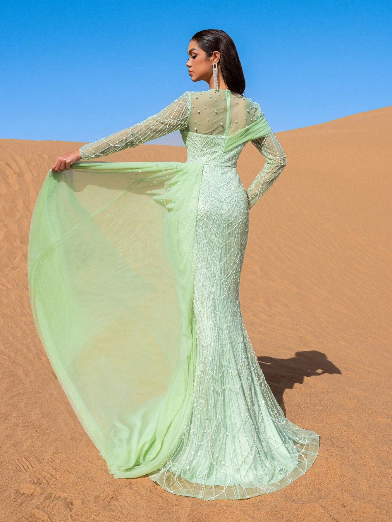 Luxury Tulle Overlay Mermaid Hem Beaded Detail Formal Evening Dress