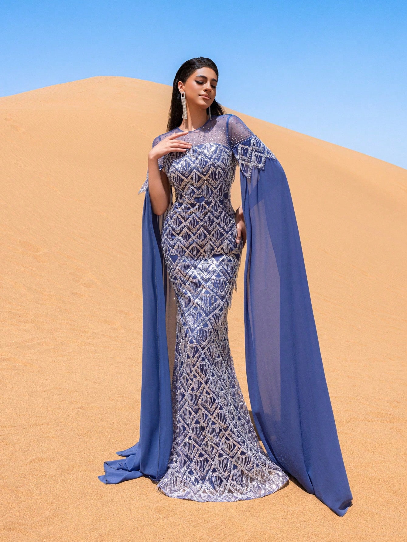 Luxury Extra-Long Sleeves Fringed Trim Sequin Formal Dress