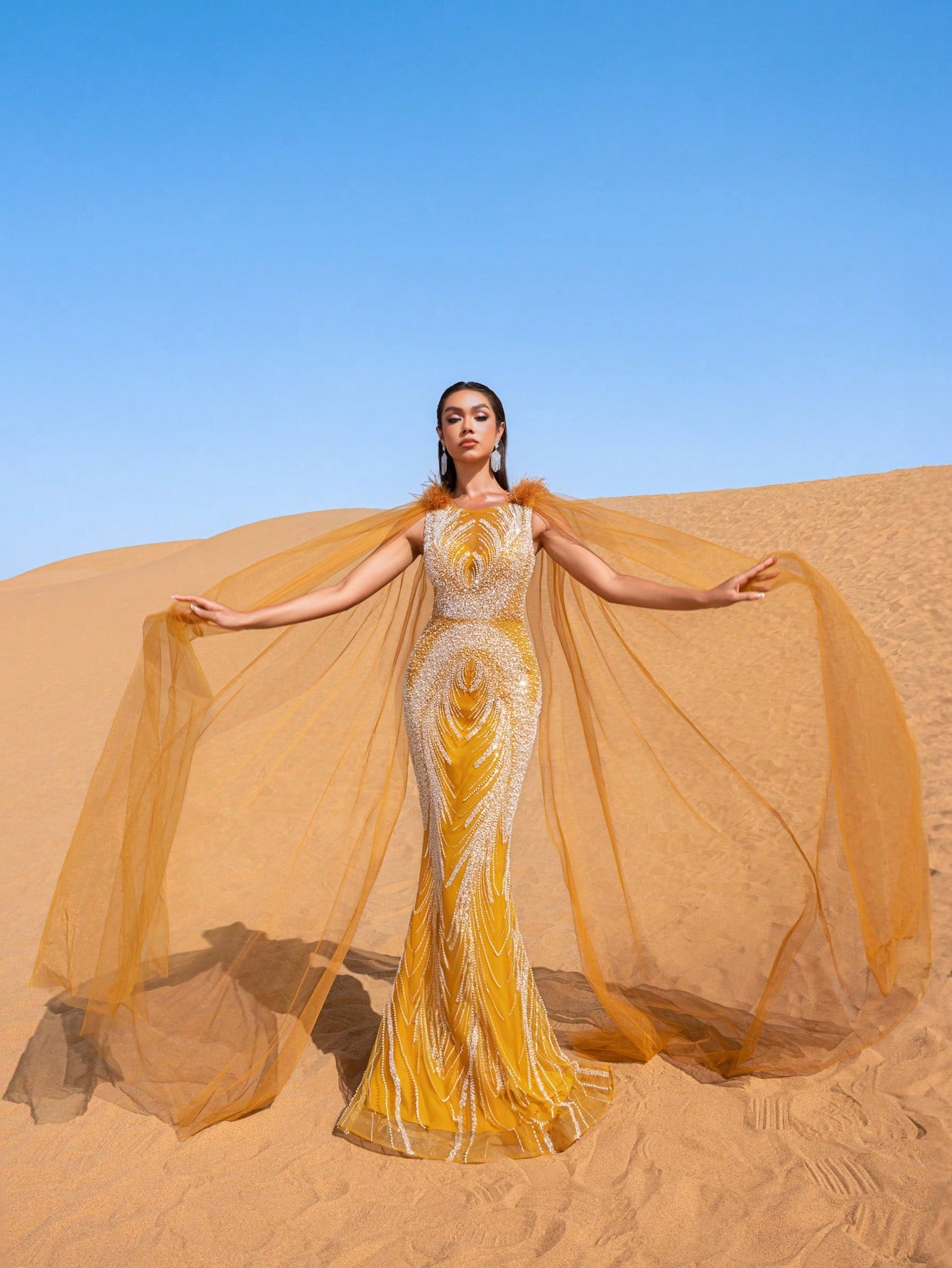 Luxury Sheer Sleeves Mermaid Hem Beaded Sequin Formal Evening Dress
