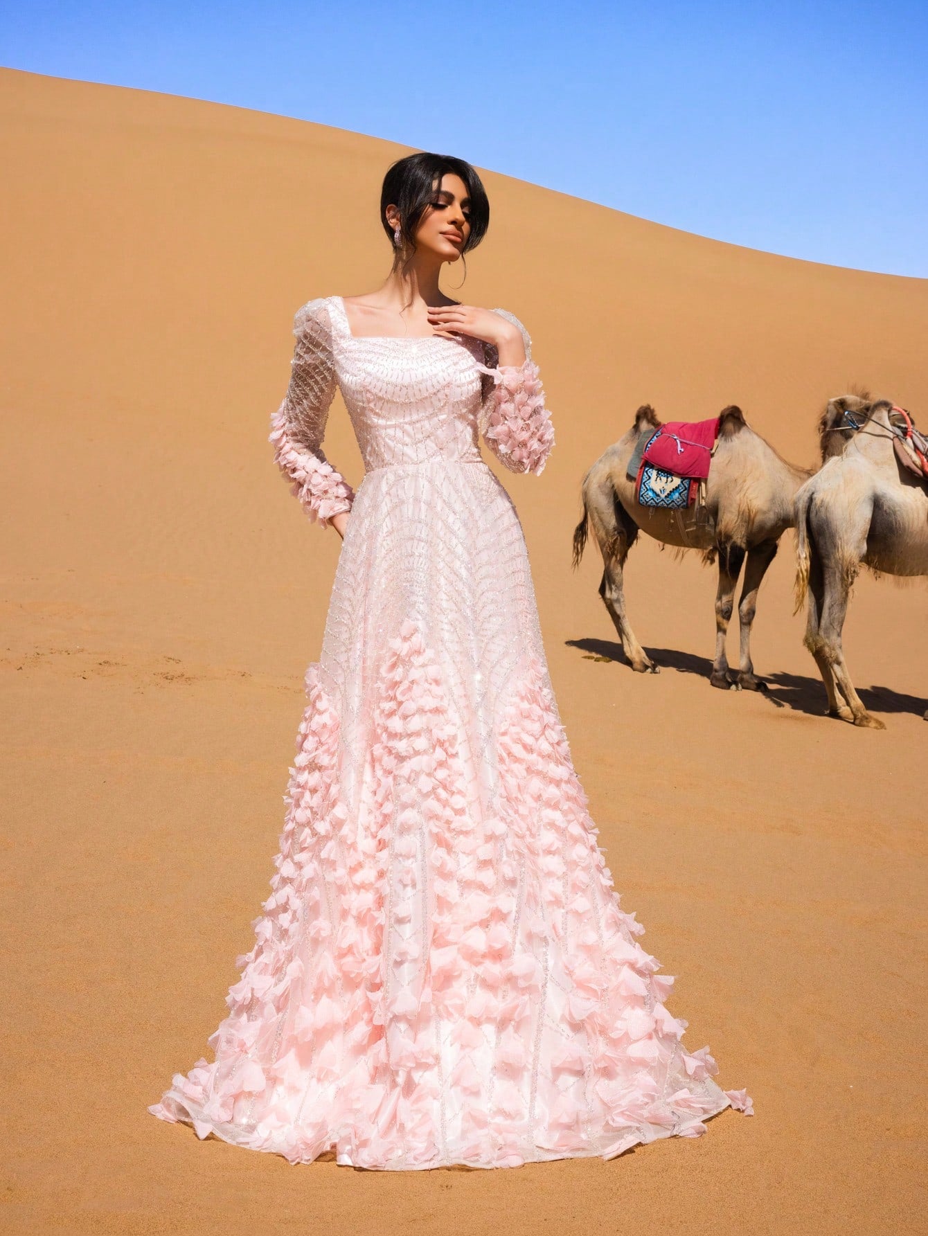 Luxury Beaded Detail Floral Appliqué Evening Dress