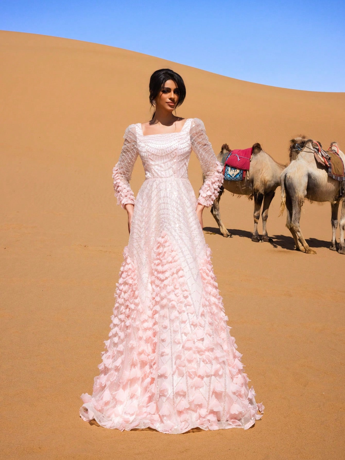 Luxury Beaded Detail Floral Appliqué Evening Dress