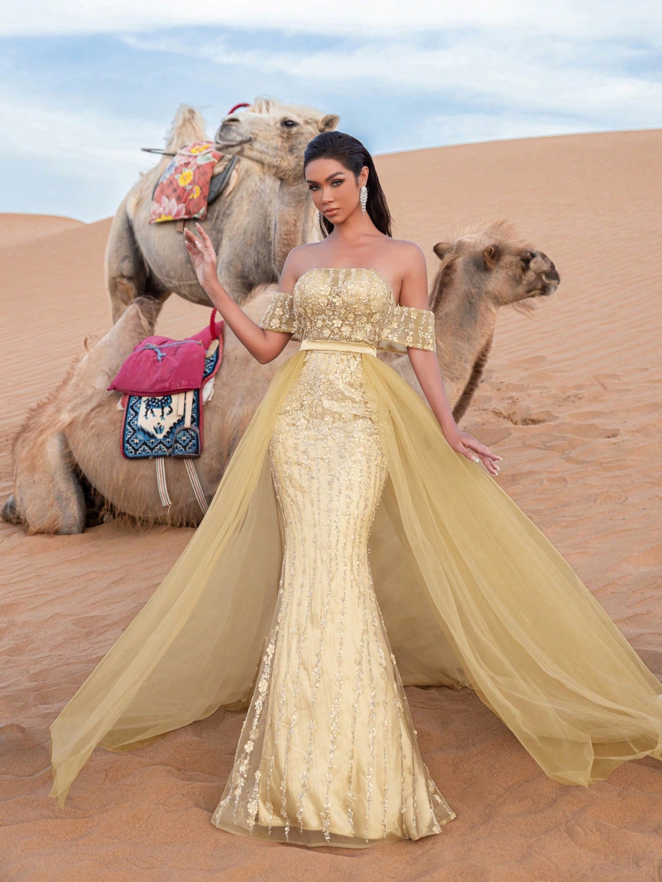 Gorgeous Strapless Mesh Overlay Mermaid Hem Floral Sequin Beaded Formal Dresses & Evening Gowns