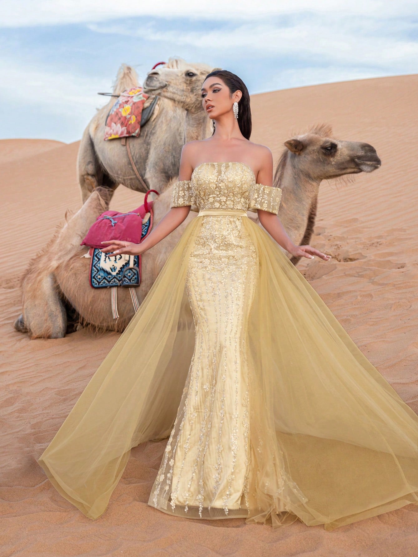 Gorgeous Strapless Mesh Overlay Mermaid Hem Floral Sequin Beaded Formal Dresses & Evening Gowns