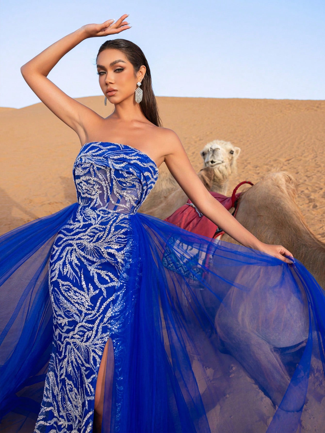 Gorgeous Strapless Lace-Up Back Floral Beaded Sequin Prom Dress