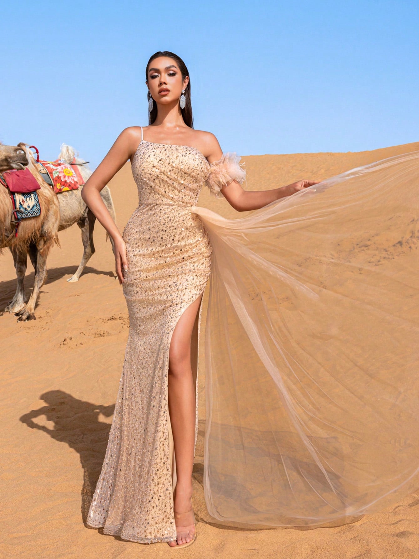 Sparkling Sequins Sheer Overlay Lace-up Back Beaded Formal Dresses & Evening Gowns