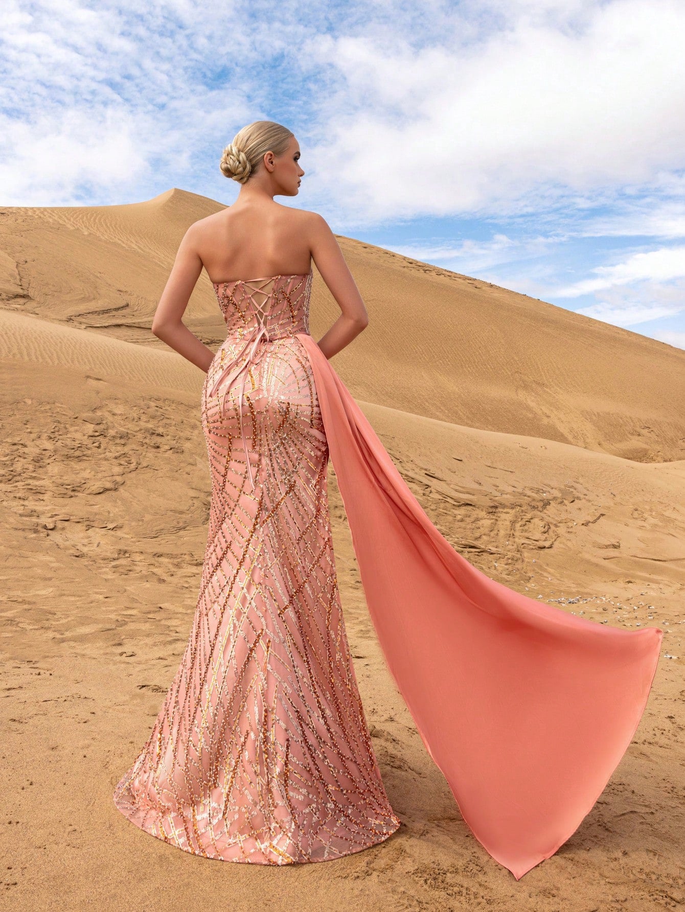 Gorgeous Strapless Draped Side Mermaid Hem Graphic Sequin Party Dress