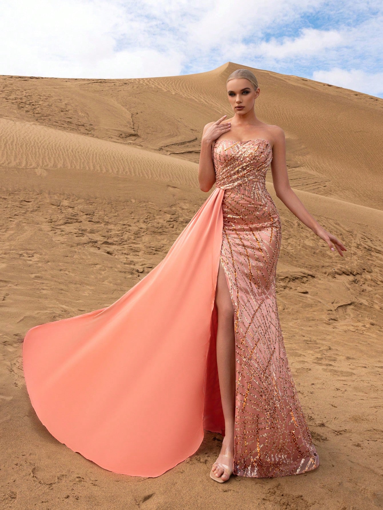 Gorgeous Strapless Draped Side Mermaid Hem Graphic Sequin Party Dress