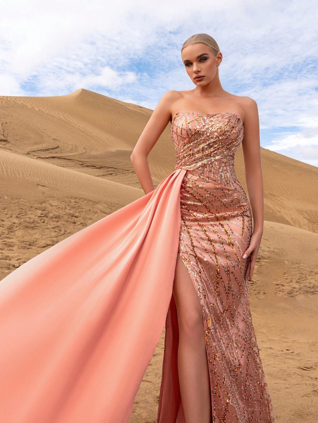 Gorgeous Strapless Draped Side Mermaid Hem Graphic Sequin Party Dress