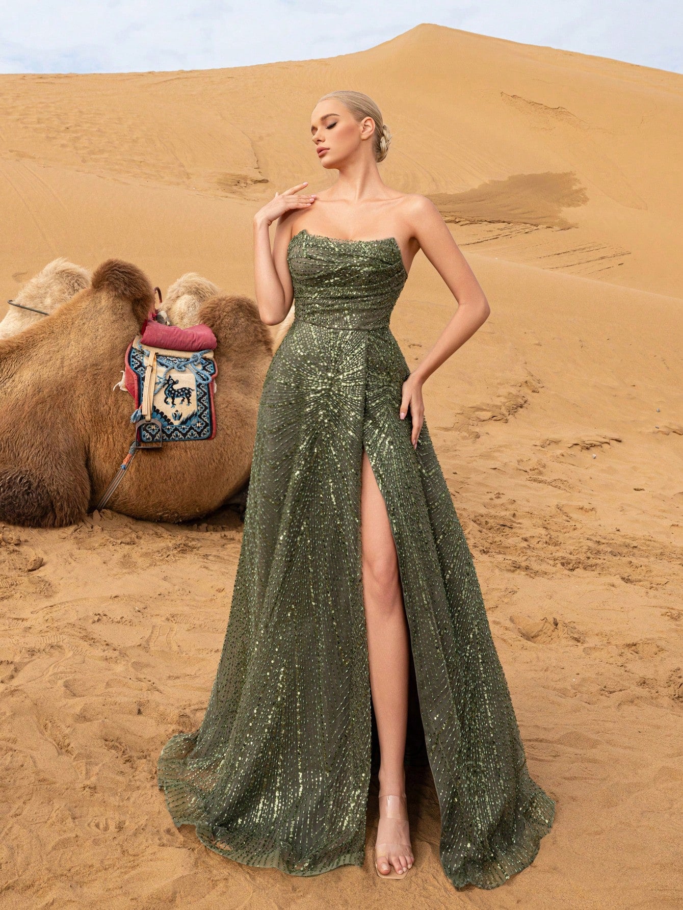 Gorgeous Strapless Lace-up Back Graphic Sequin Beaded Formal Dresses & Evening Gowns