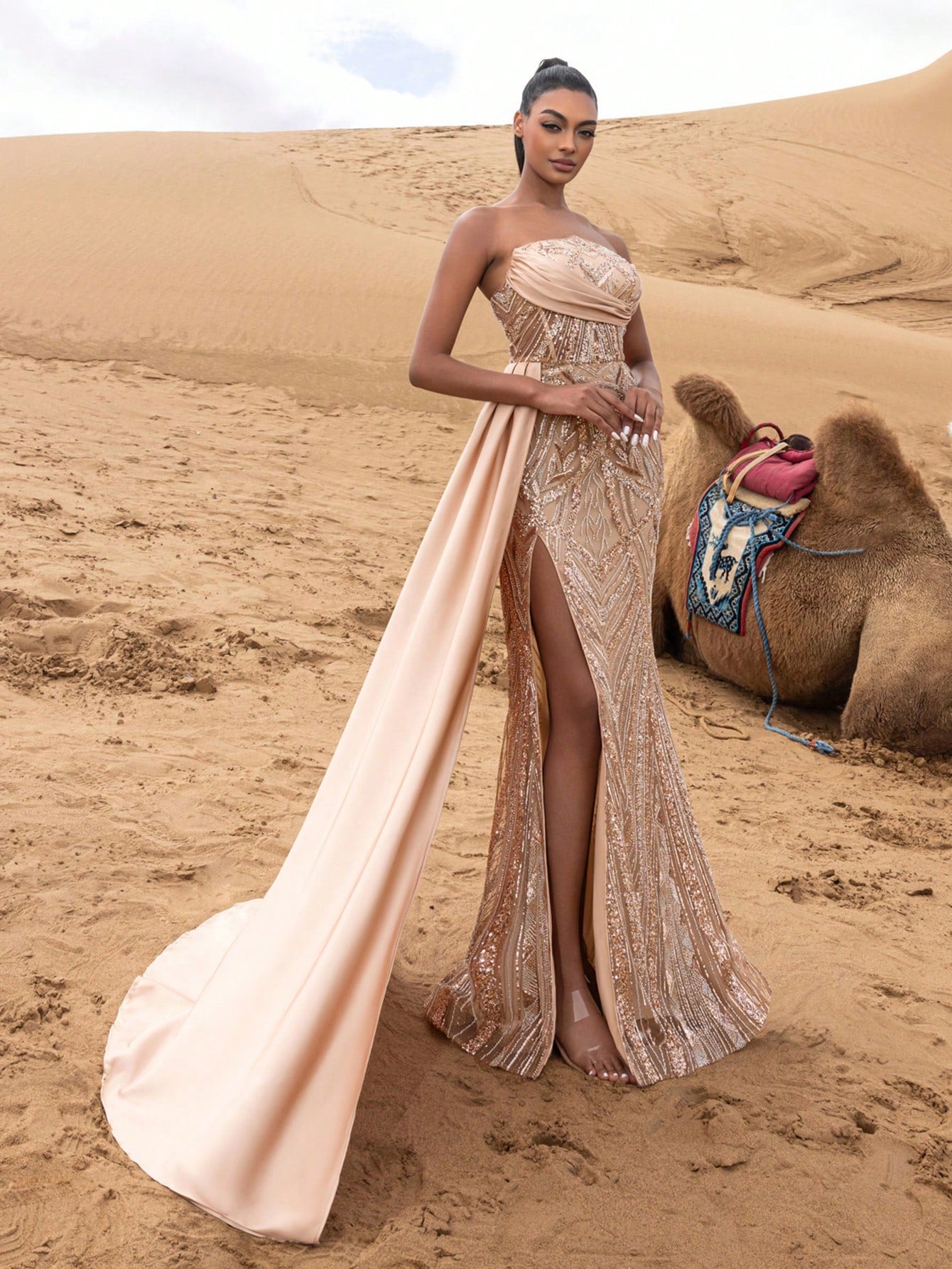 Gorgeous Strapless Mermaid Hem Draped Side Graphic Beaded Formal Dresses & Evening Gowns