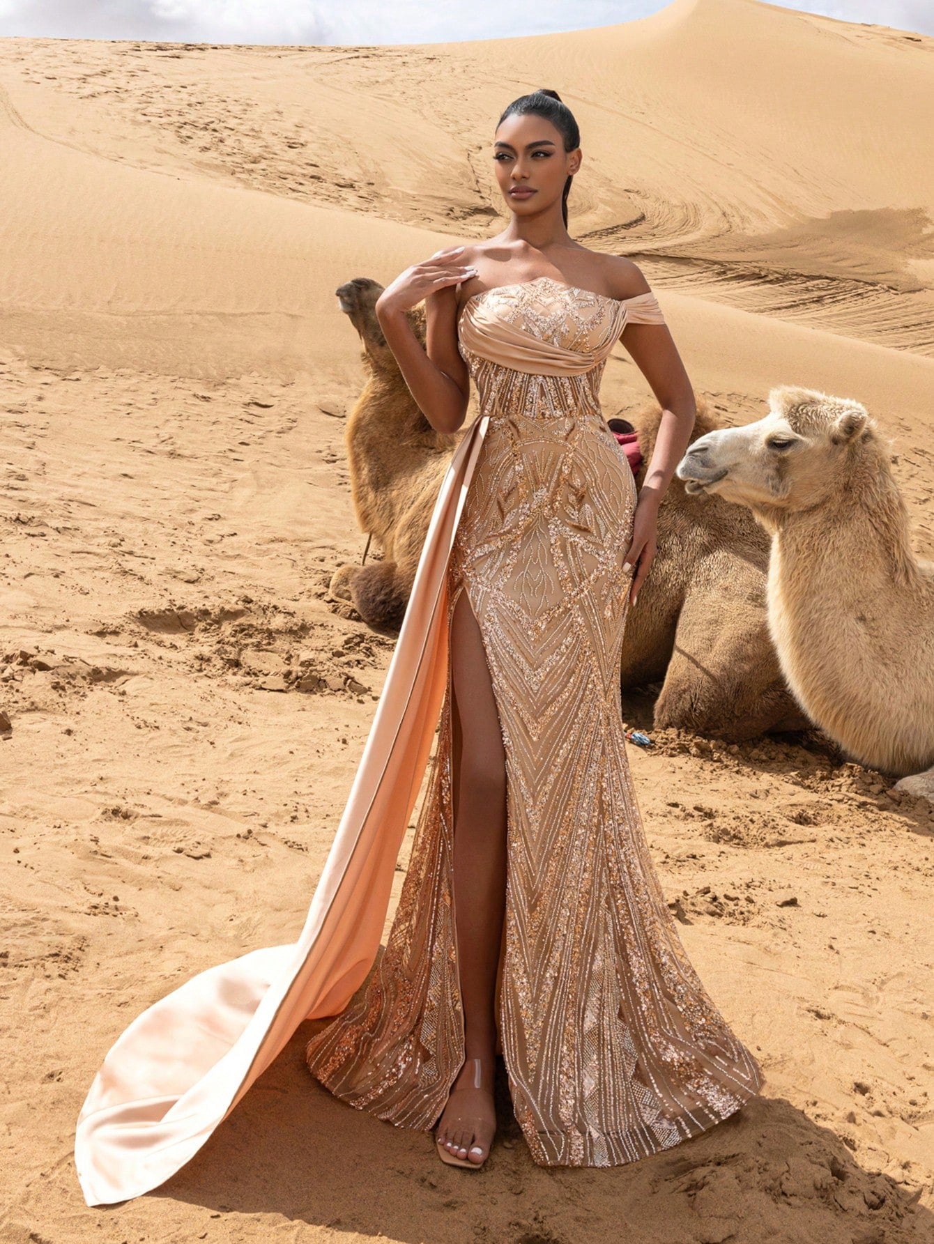 Gorgeous Strapless Mermaid Hem Draped Side Graphic Beaded Formal Dresses & Evening Gowns