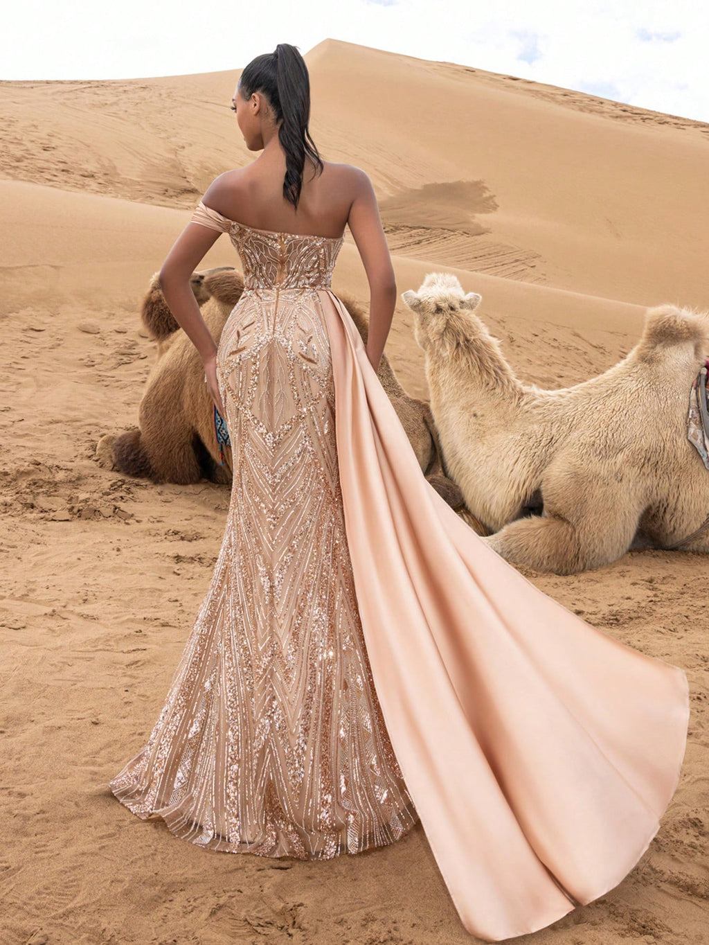Gorgeous Strapless Mermaid Hem Draped Side Graphic Beaded Formal Dresses & Evening Gowns
