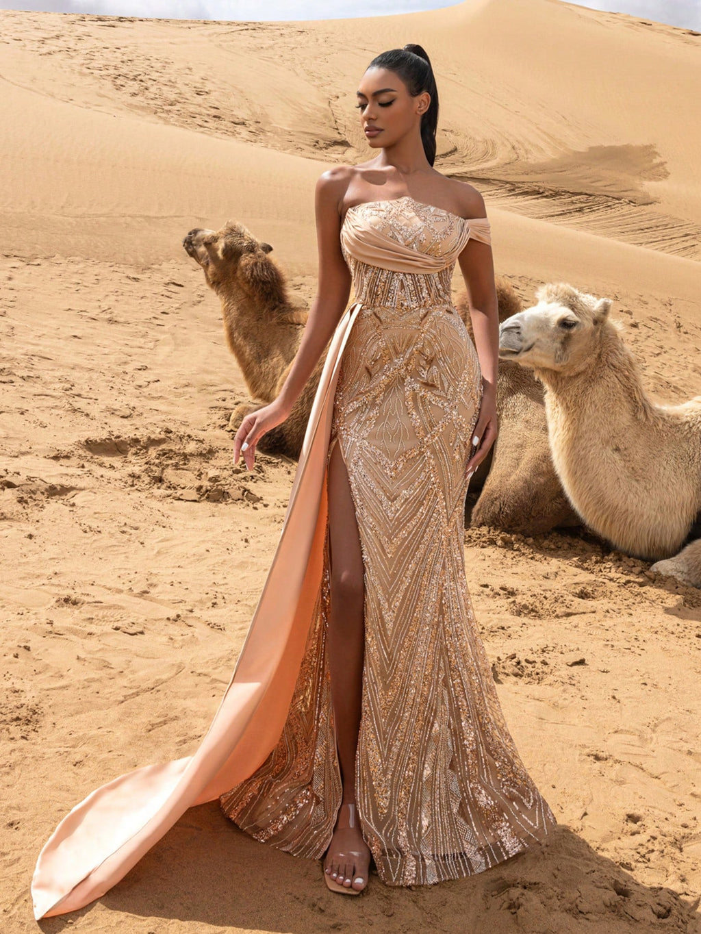 Gorgeous Strapless Mermaid Hem Draped Side Graphic Beaded Formal Dresses & Evening Gowns
