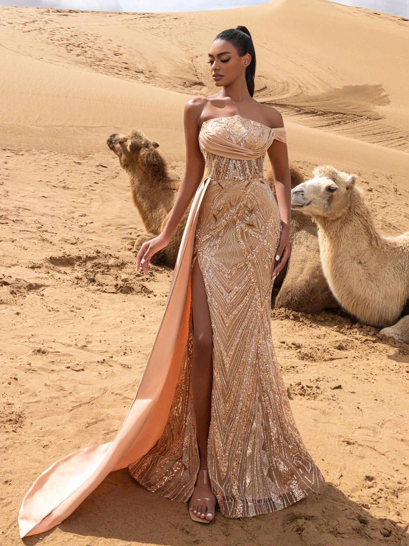Gorgeous Strapless Mermaid Hem Draped Side Graphic Beaded Formal Dresses & Evening Gowns
