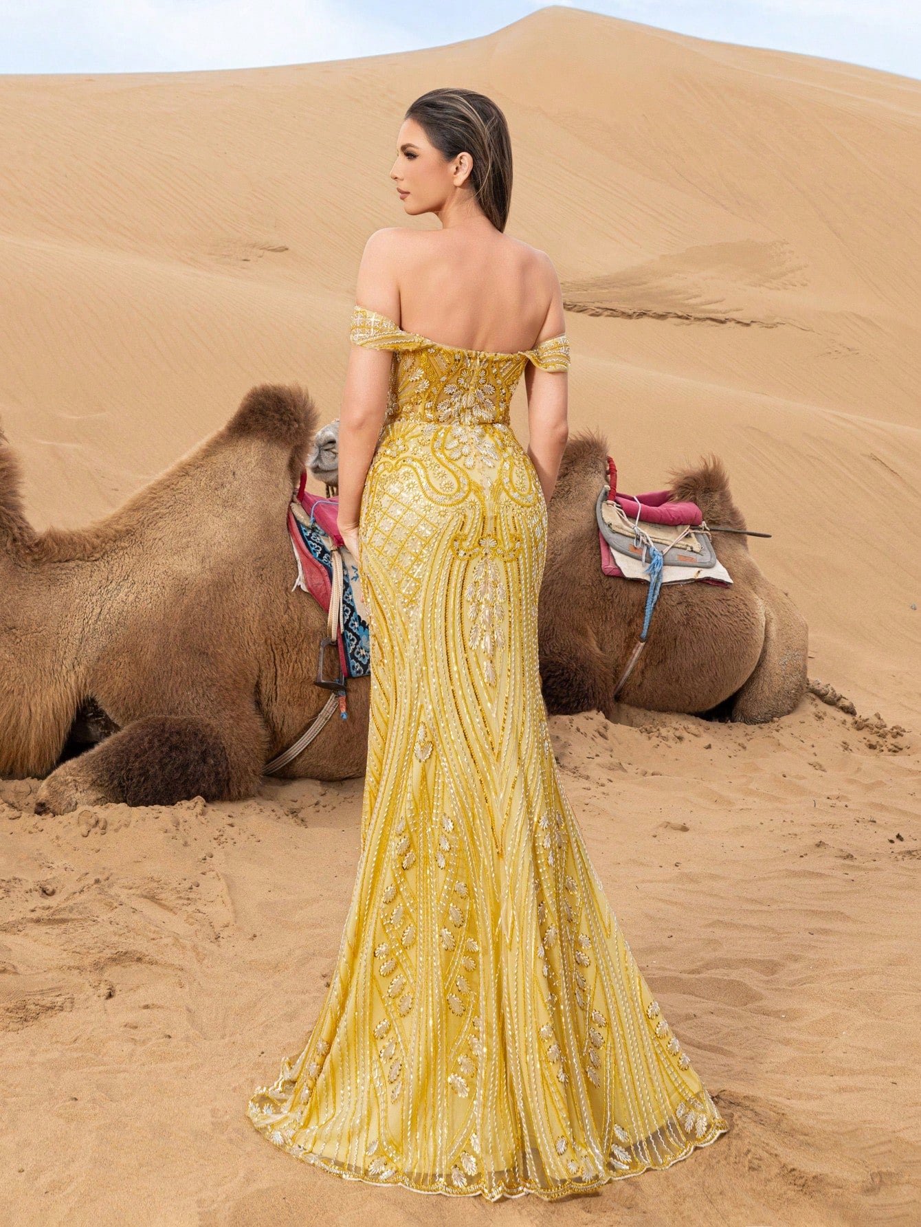 Gorgeous Off Shoulder Split Mermaid Hem Graphic Beaded Formal Dresses & Evening Gowns