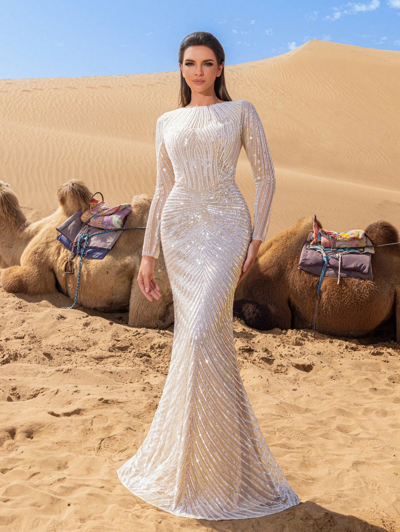 Luxurious Elegant Sequined Evening Gown with Striking Beaded Details & Contour-Fitting Fish Tail