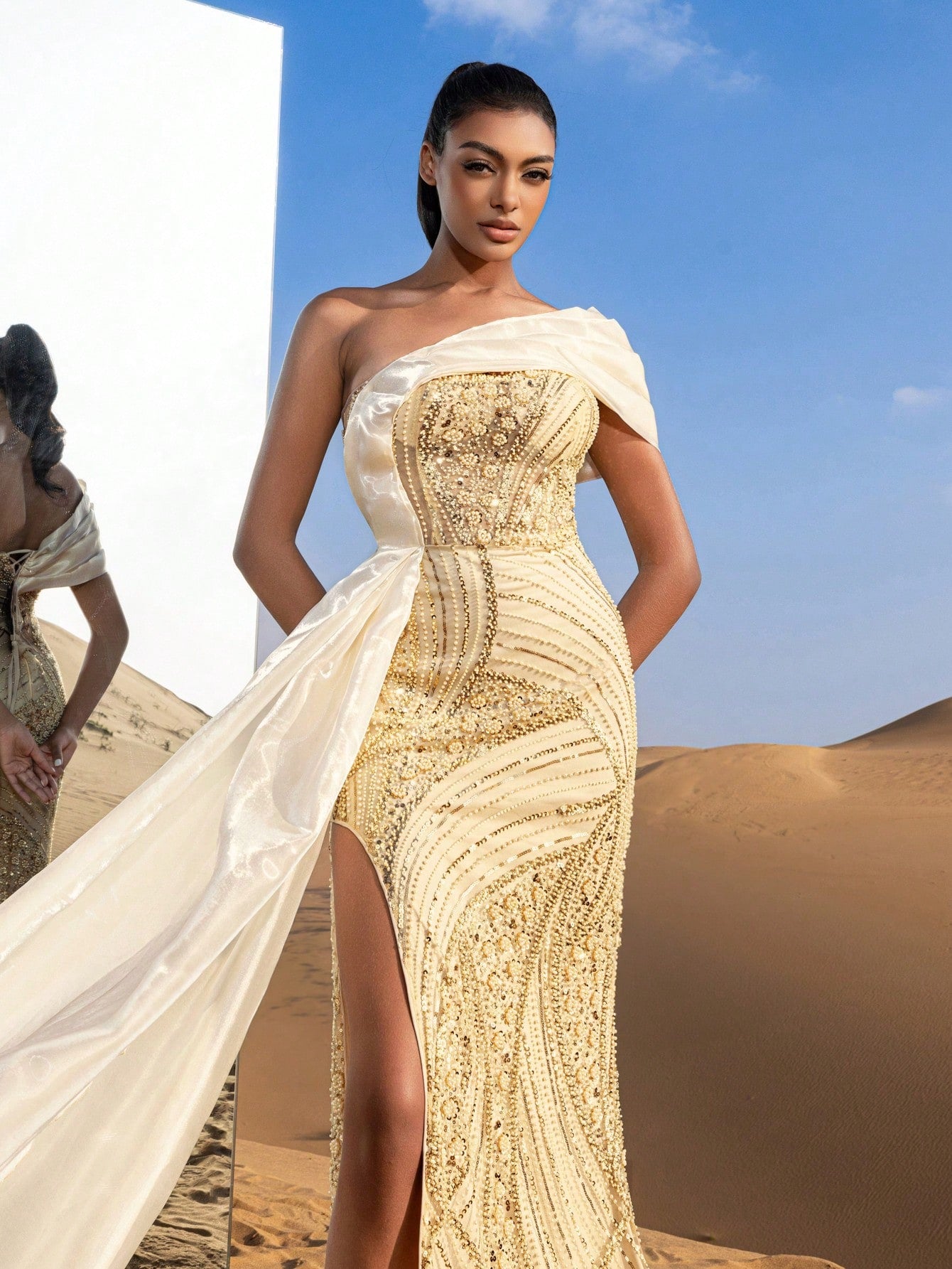 Gorgeous Strapless Split Mermaid Hem Floral Beaded Formal Dresses & Evening Gowns