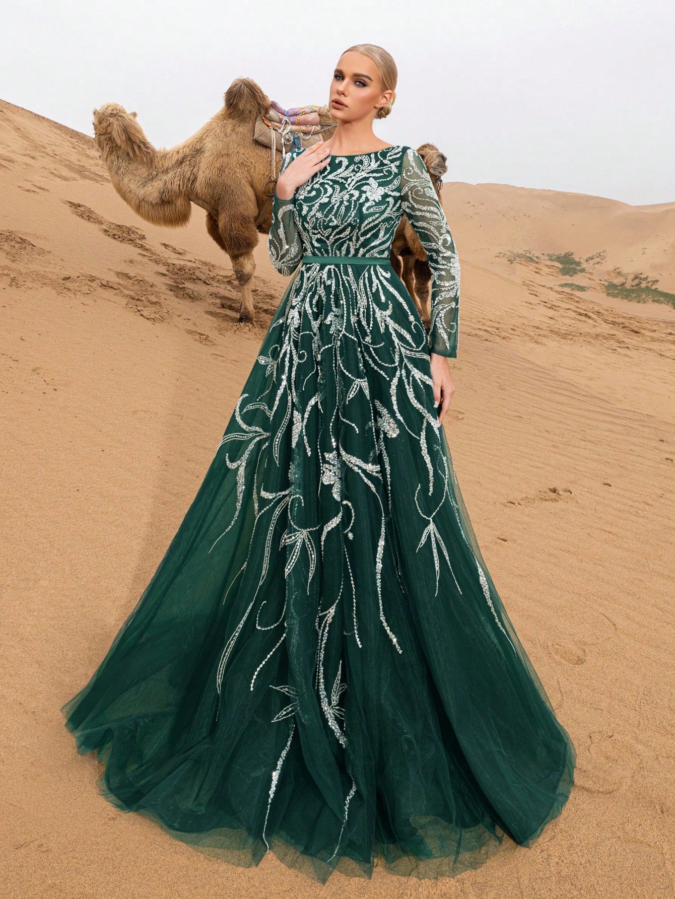 Gorgeous Boat Neck Floral Sequin Beaded Formal Prom Dresses & Evening Gowns