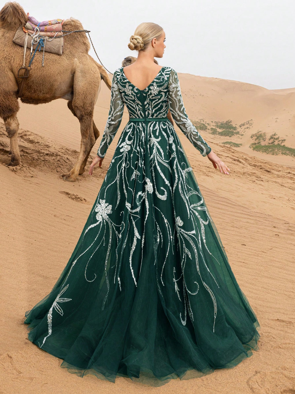 Gorgeous Boat Neck Floral Sequin Beaded Formal Prom Dresses & Evening Gowns