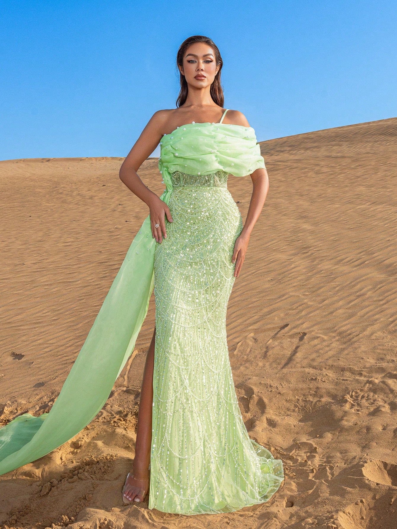 Elegant Asymmetrical Neck Mermaid Hem Beaded Formal Dresses & Evening Gowns