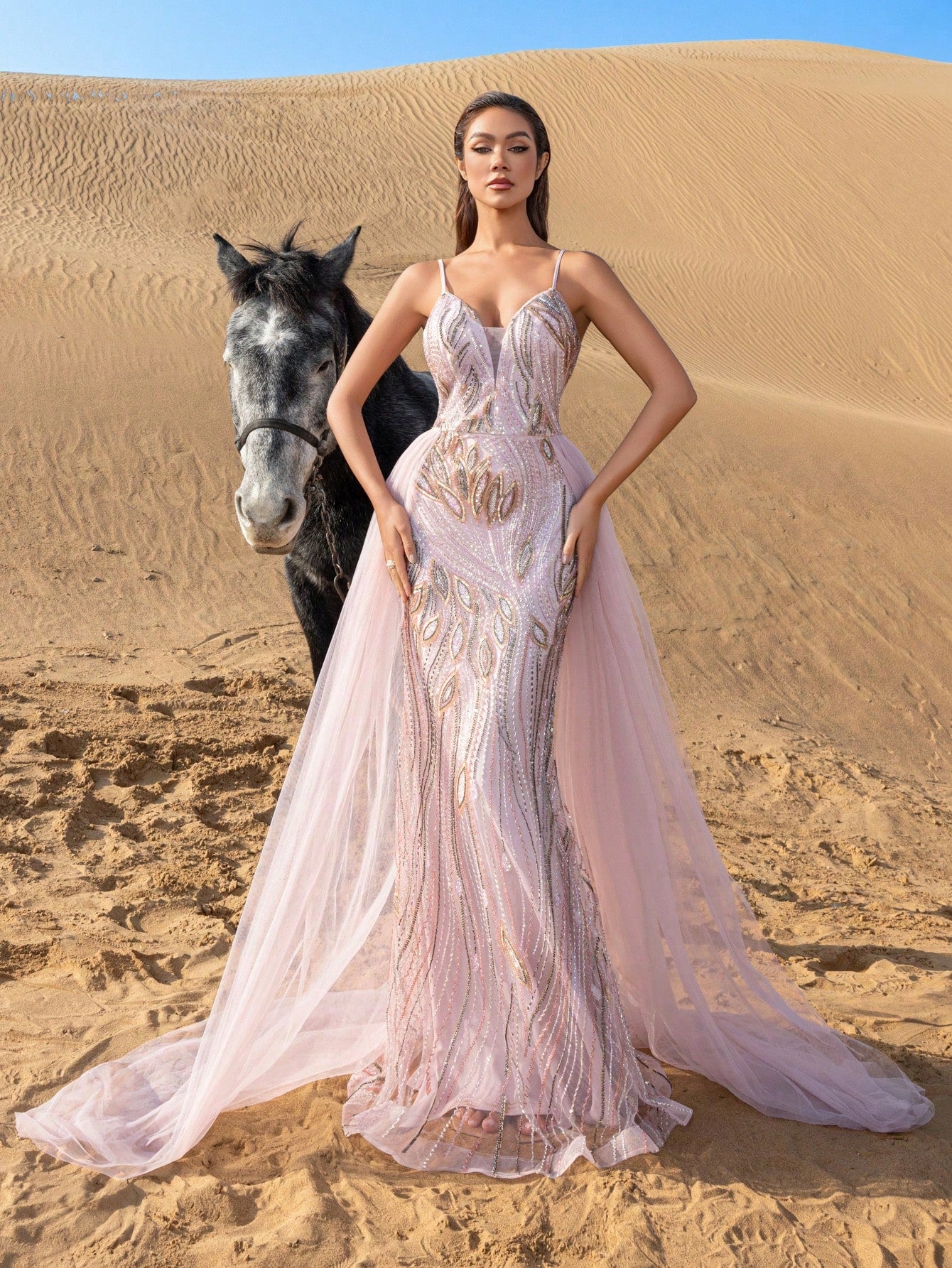 Gorgeous Plunging Neck Lace-up Back Mesh Overlay Beaded Formal Cami Dresses & Evening Gowns