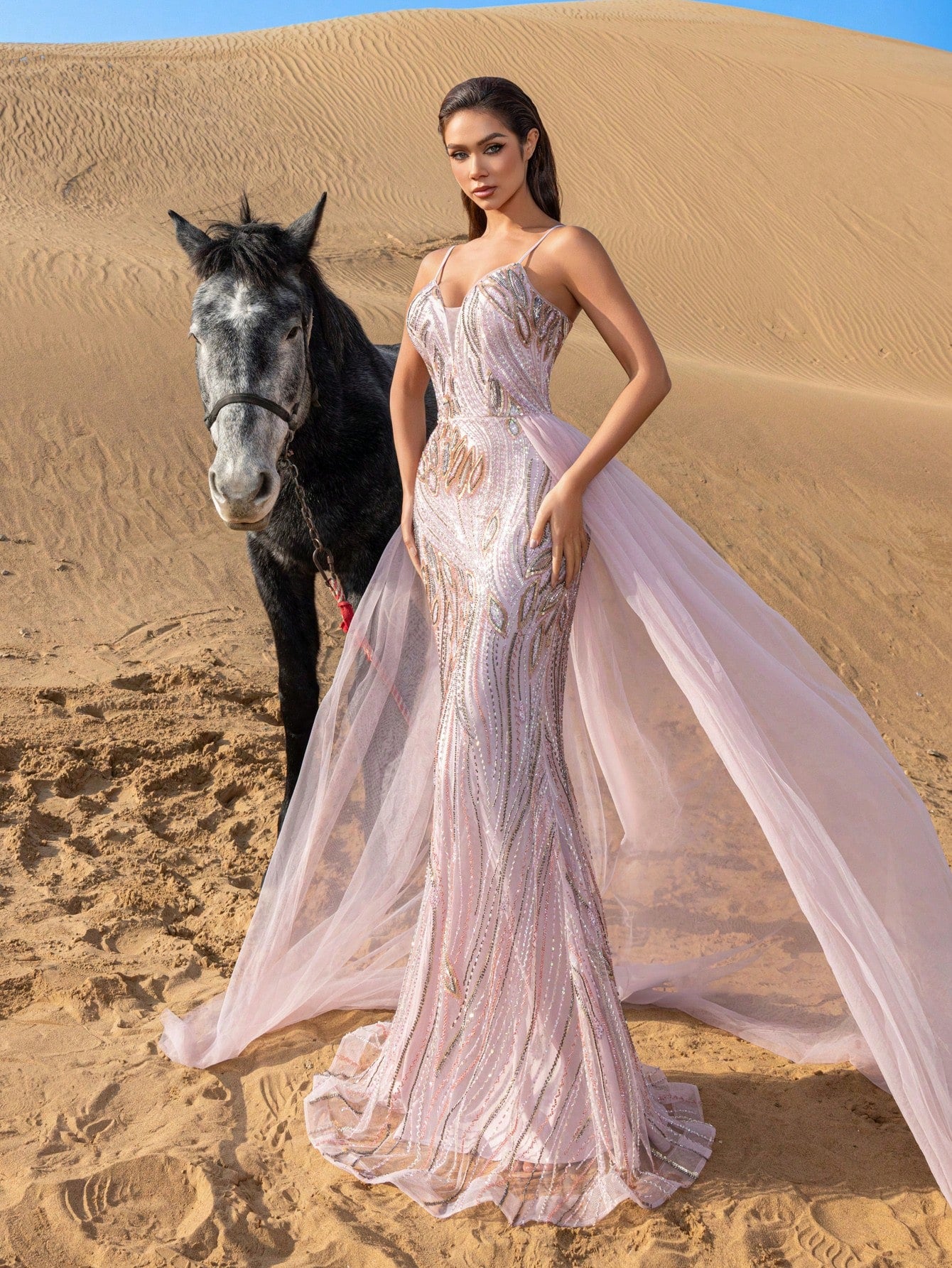 Gorgeous Plunging Neck Lace-up Back Mesh Overlay Beaded Formal Cami Dresses & Evening Gowns