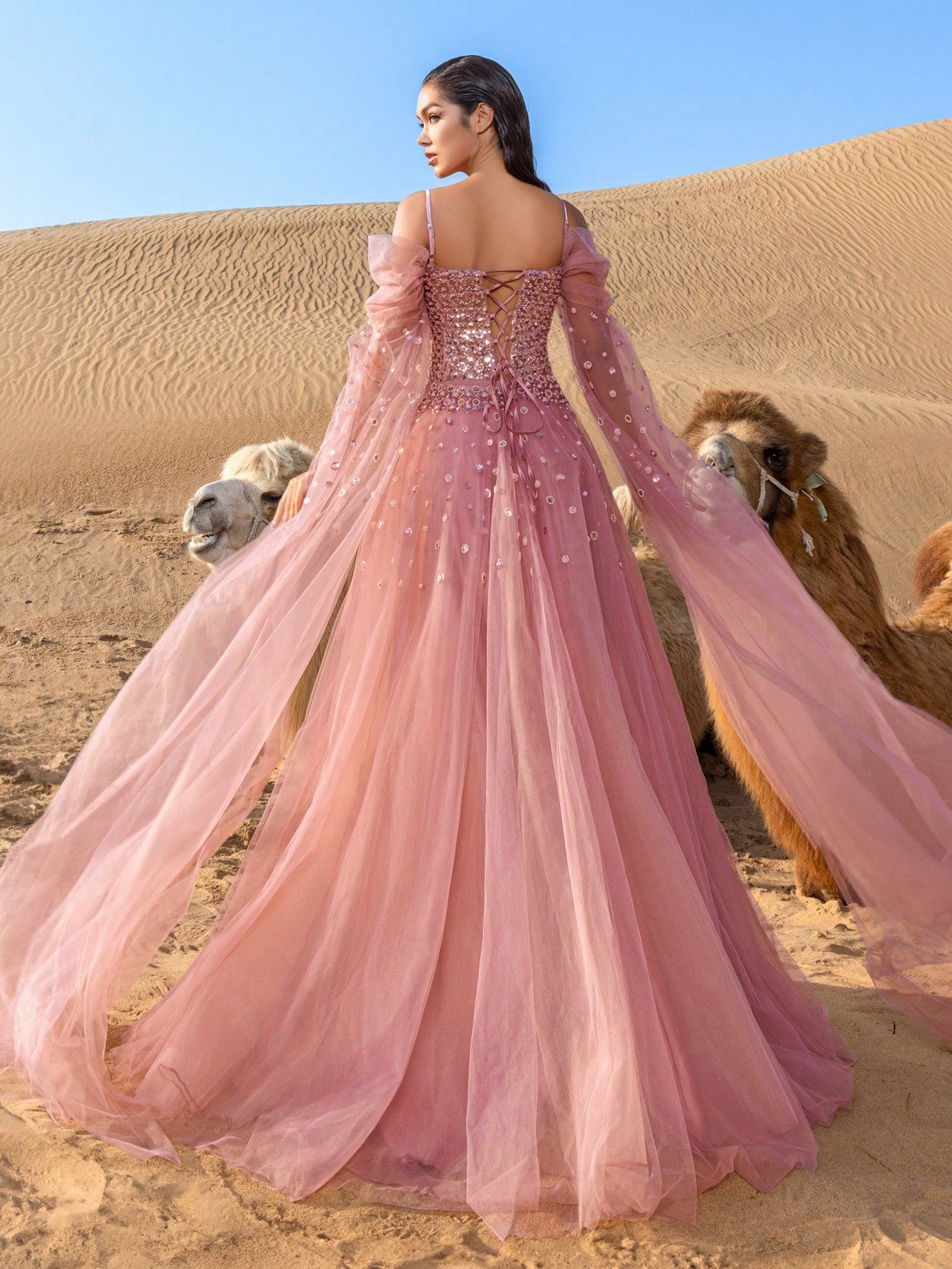 Elegant Off-Shoulder Tulle Beaded Evening Gown with Flowing Train - Long Sleeve & Intricate Bodice Embellishments for Luxury Banquets, Red Carpet Events & Glamorous Weddings