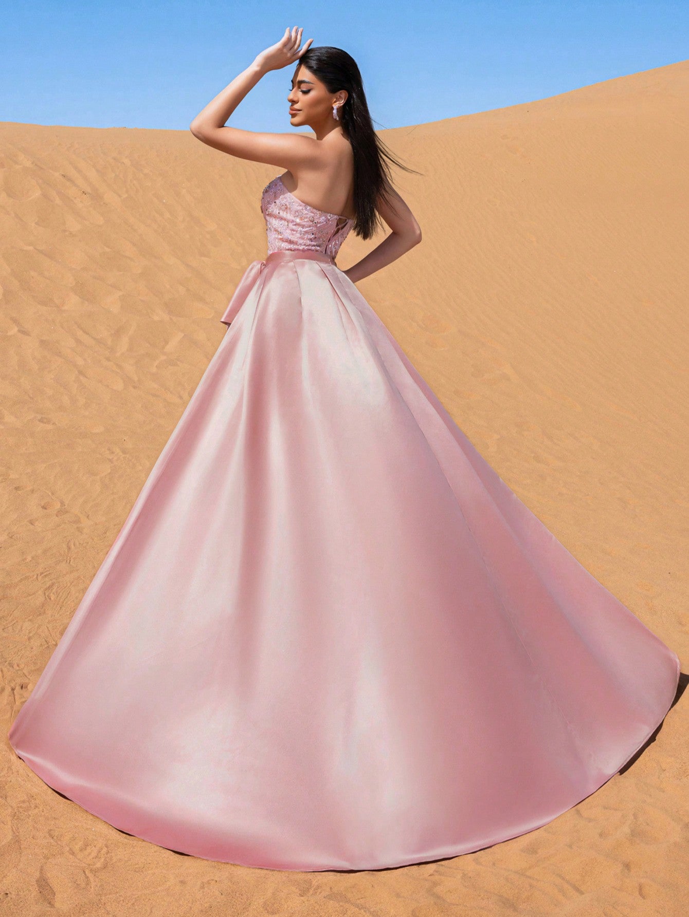 Gorgeous Strapless Bow Detail Beaded Prom Dress With Satin Train